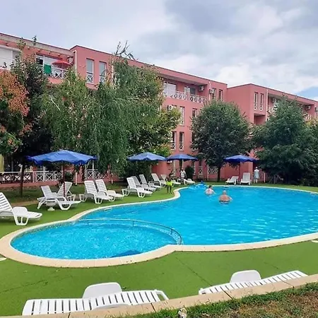 Double Cherry Apartmán *
