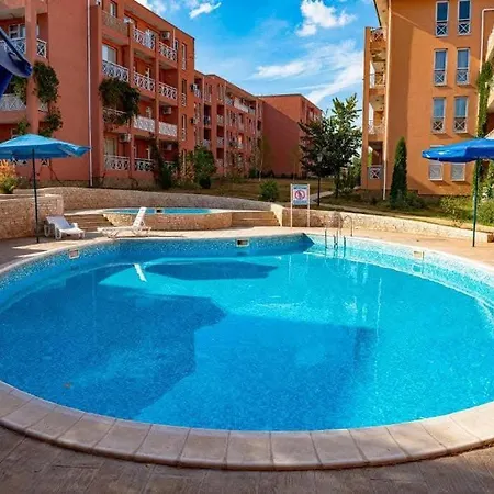 Double Cherry 公寓 *